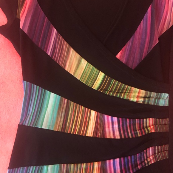 Joseph Ribkoff short sleeved shirt. Worn once. Easy to wash. Very slimming. - Picture 4 of 7